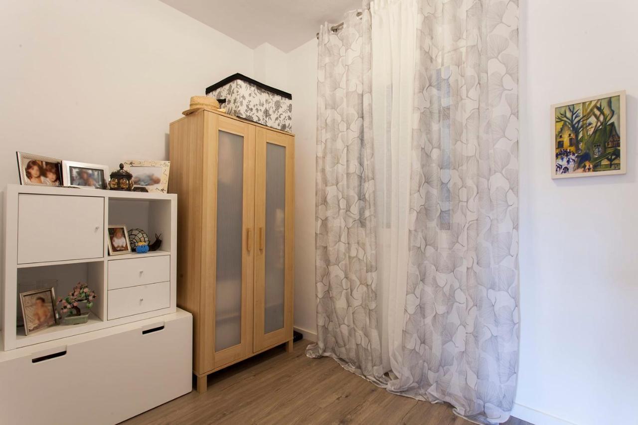 Cozy Apartment Near Fira Gran Via With Ac L'Hospitalet de Llobregat Exteriér fotografie