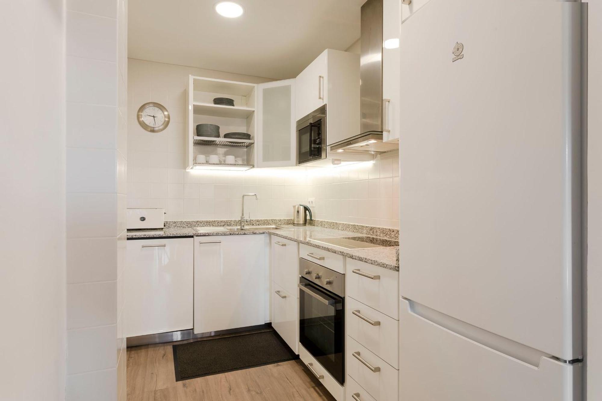 Cozy Apartment Near Fira Gran Via With Ac L'Hospitalet de Llobregat Exteriér fotografie